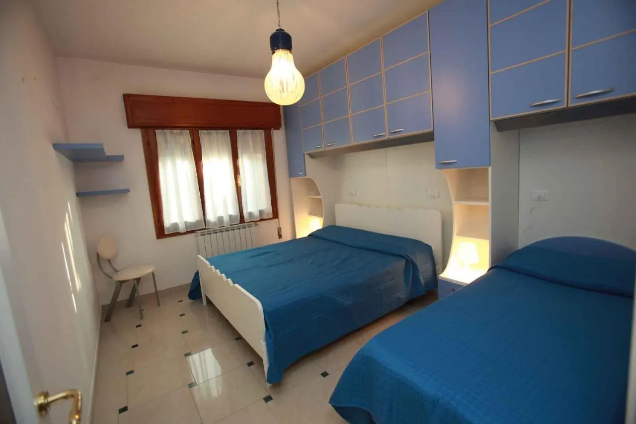 Two-Bedroom Apartment In Rosolina Mare/Venetien 25037 0*,  Italy