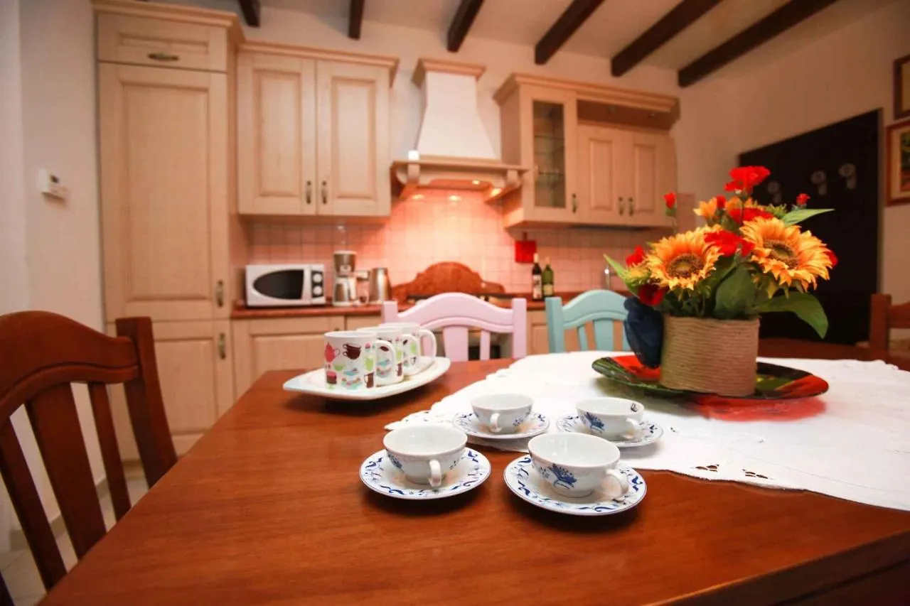 Two-Bedroom Apartment In Rosolina Mare/Venetien 25037