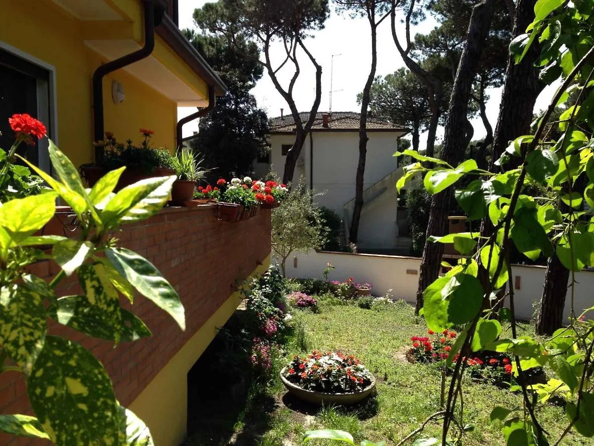 Two-Bedroom Apartment In Rosolina Mare/Venetien 25037
